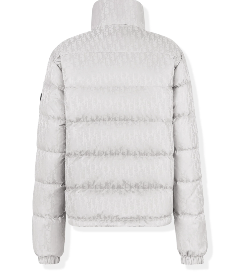 C.Dior puffer White